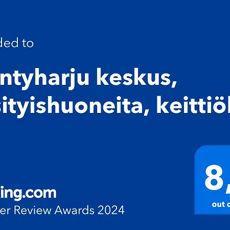 Center, 2nd Floor, Private Rooms, With Kitchen Rum i privatbostad *