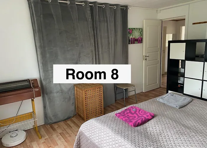 Center, 2nd Floor, Private Rooms, With Kitchen Privatunterkunft Mäntyharju